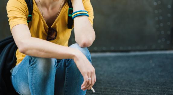 Smoking ban for people born after 2008 in the UK agreed