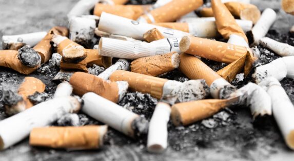 NZ smoking ban plans abandoned